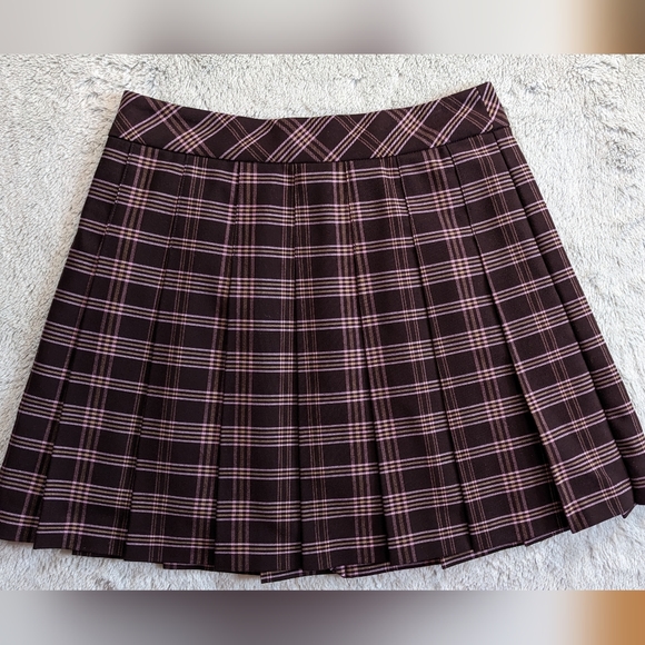 Aritzia Sunday Best Plaid Mini Pleated Skirt Size 2 - Picture 2 of 7